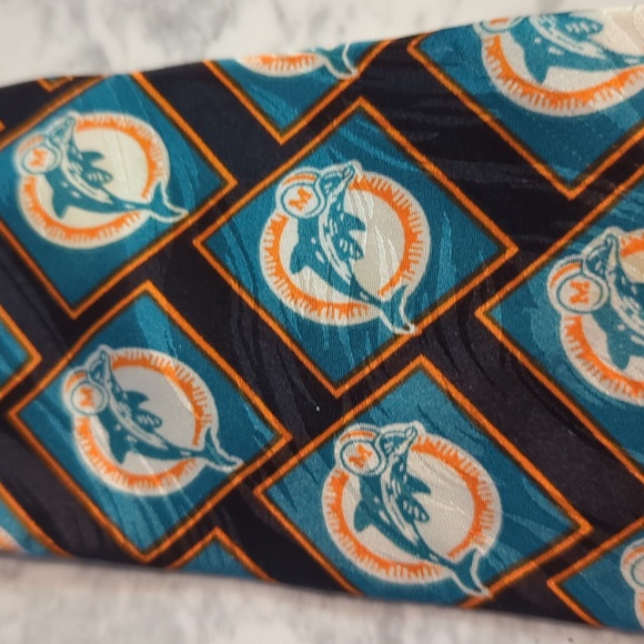 Vintage Used RM Sports Miami Dolphins Tie - Picture 2 of 8